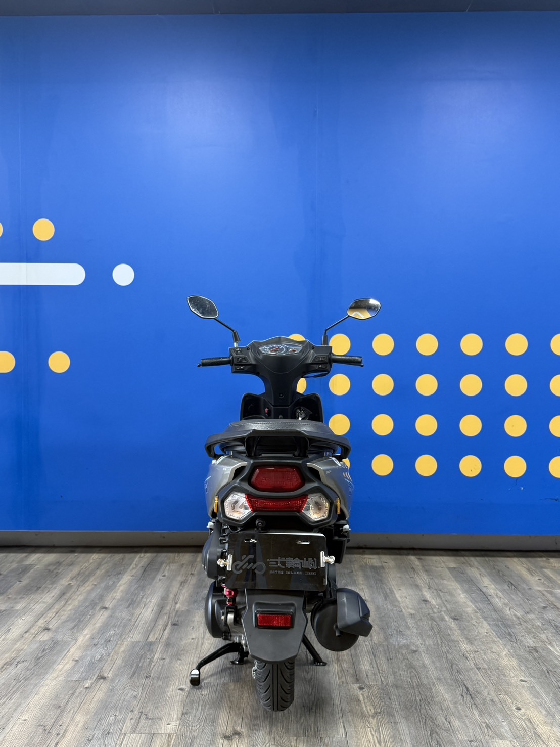 line_oa_chat_260812_182810_group_4