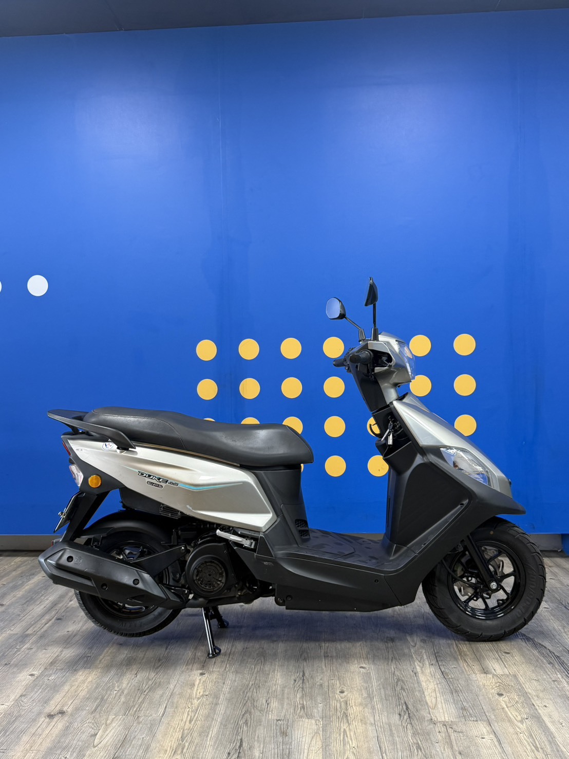 line_oa_chat_260812_182810_group_3