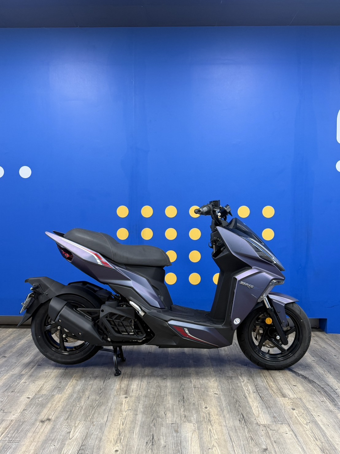 line_oa_chat_260813_102527_group_3