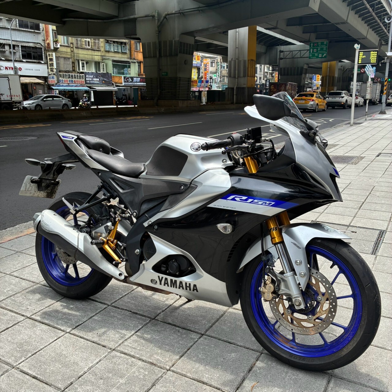 LINE_ALBUM_R15m v4_3987_260813_2