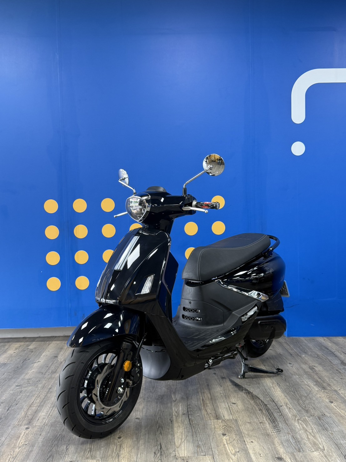 line_oa_chat_260813_151827_group_0