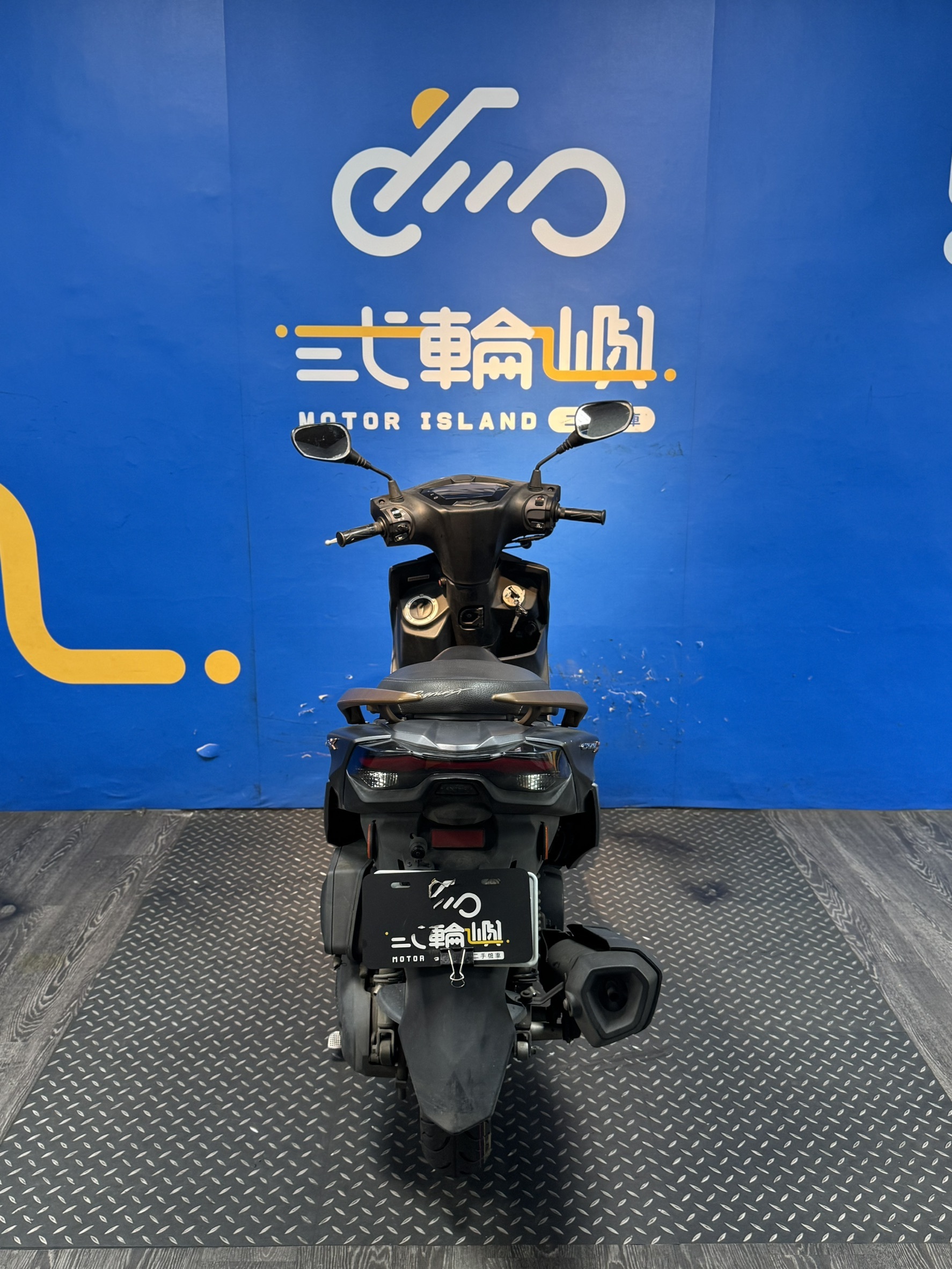 line_oa_chat_260814_164812_group_4