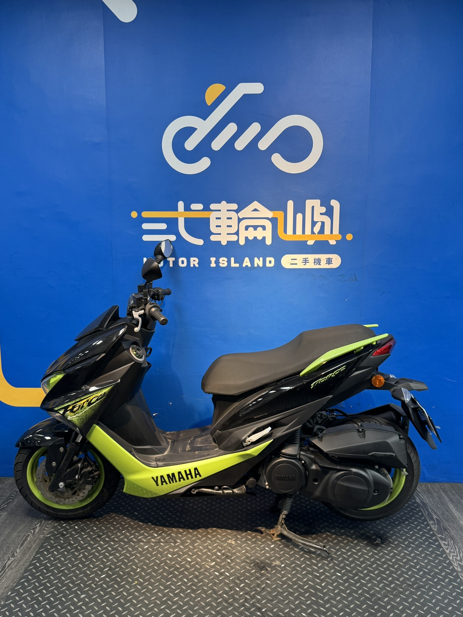 line_oa_chat_260814_165203_group_7