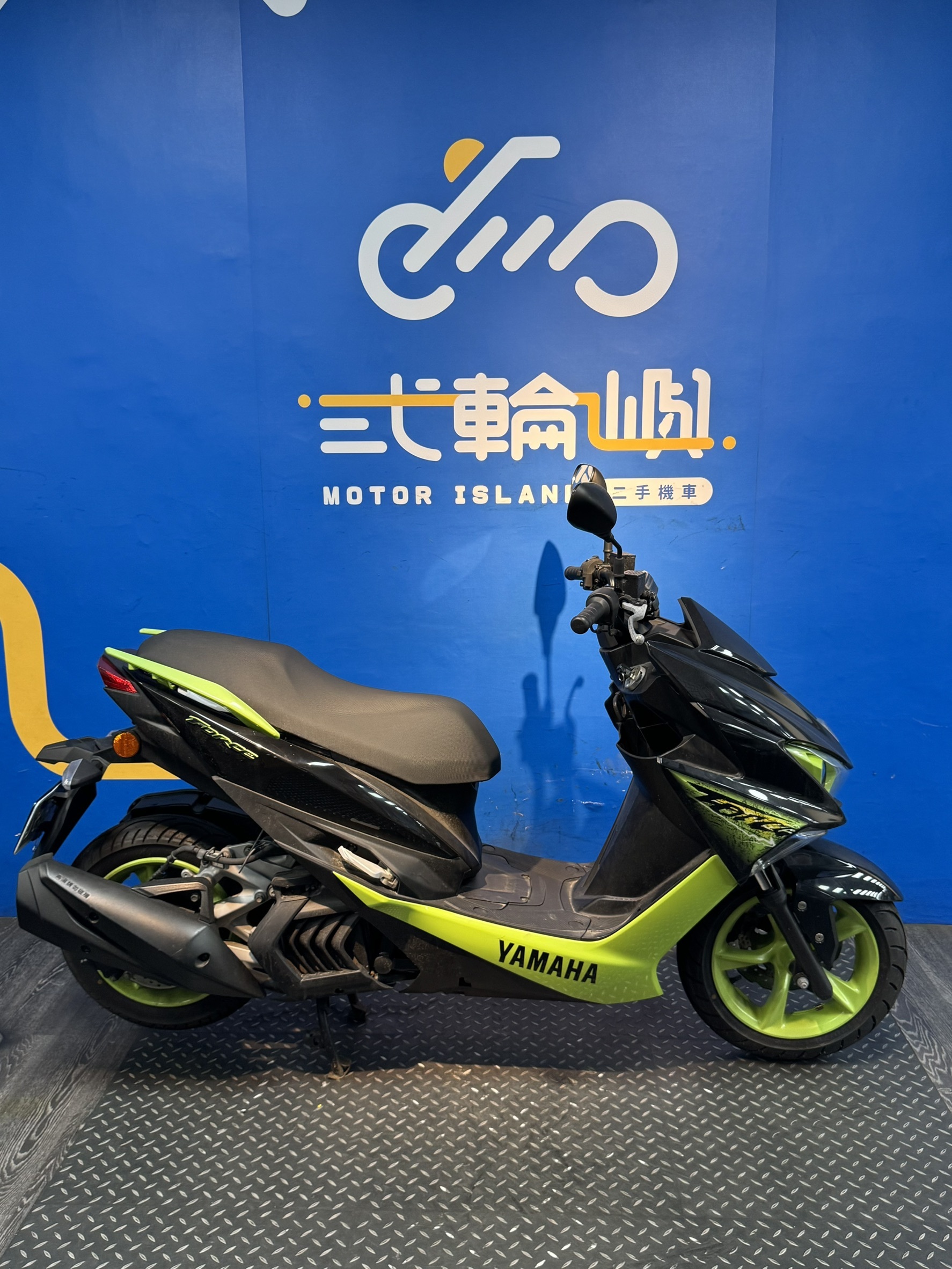 line_oa_chat_260814_165203_group_8