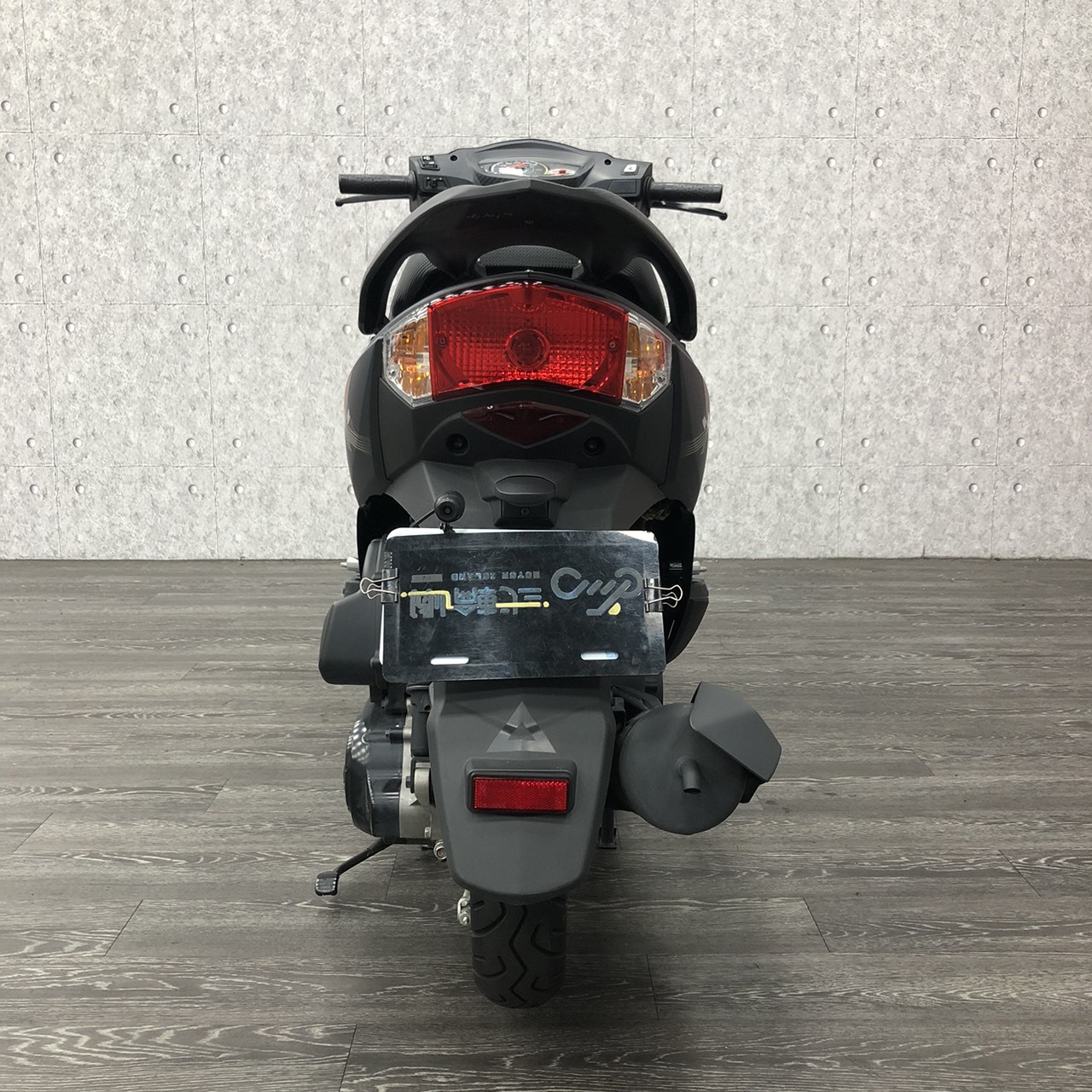 S__252223494_0