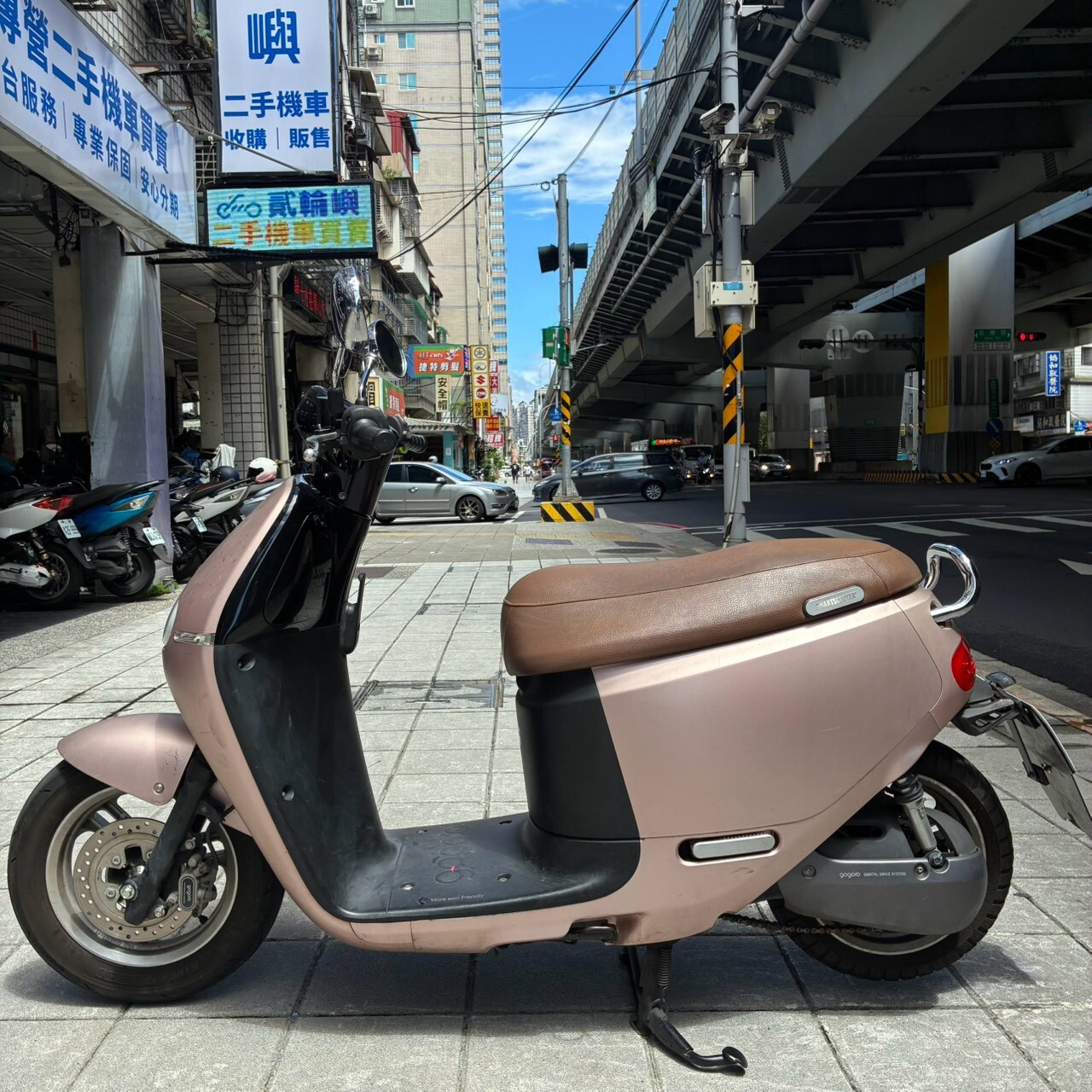 LINE_ALBUM_狗2D_7076_260818_5