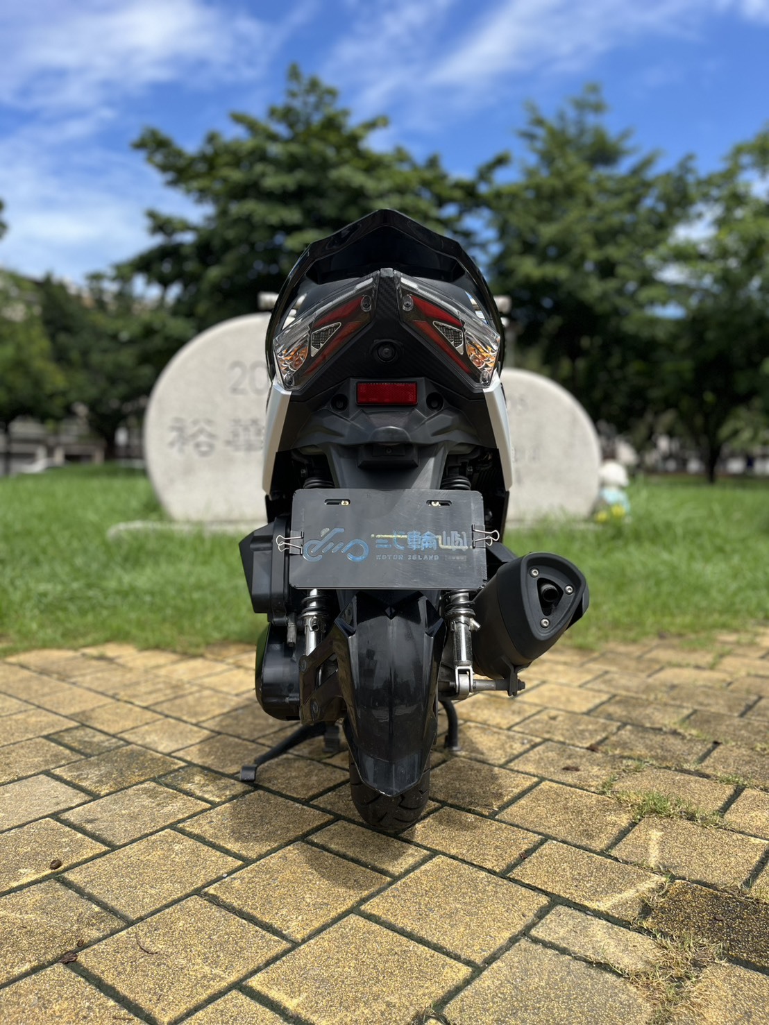 S__255975432_0