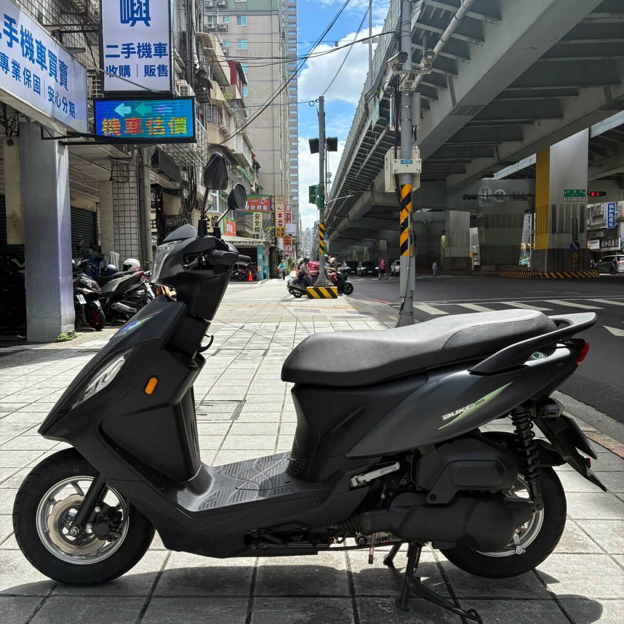 LINE_ALBUM__8296_260826_5