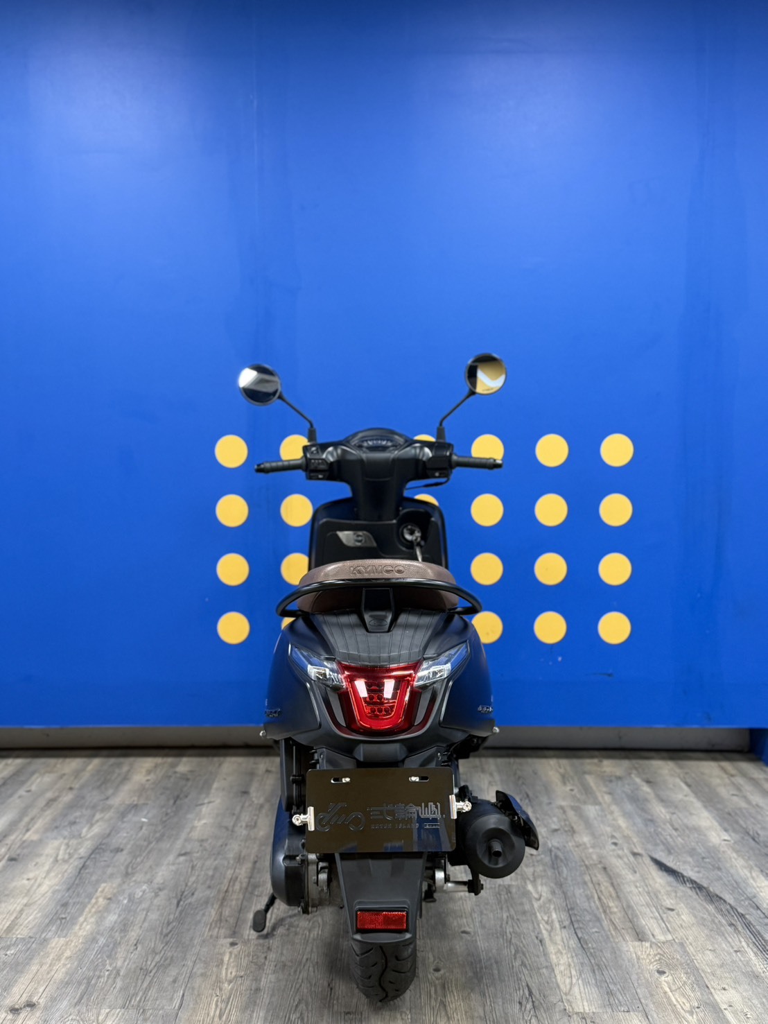 line_oa_chat_260825_165327_group_2