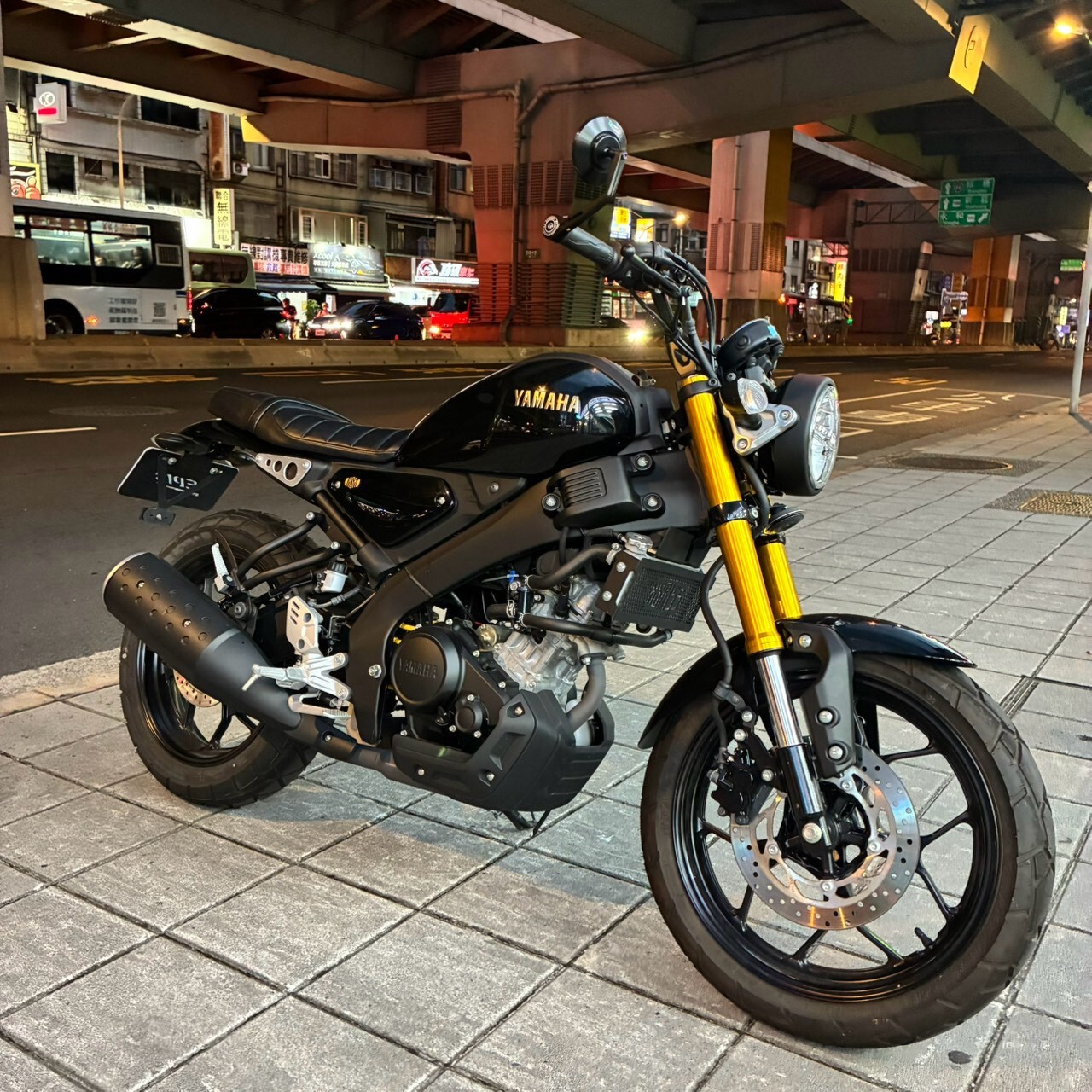 LINE_ALBUM__3150_260831_2