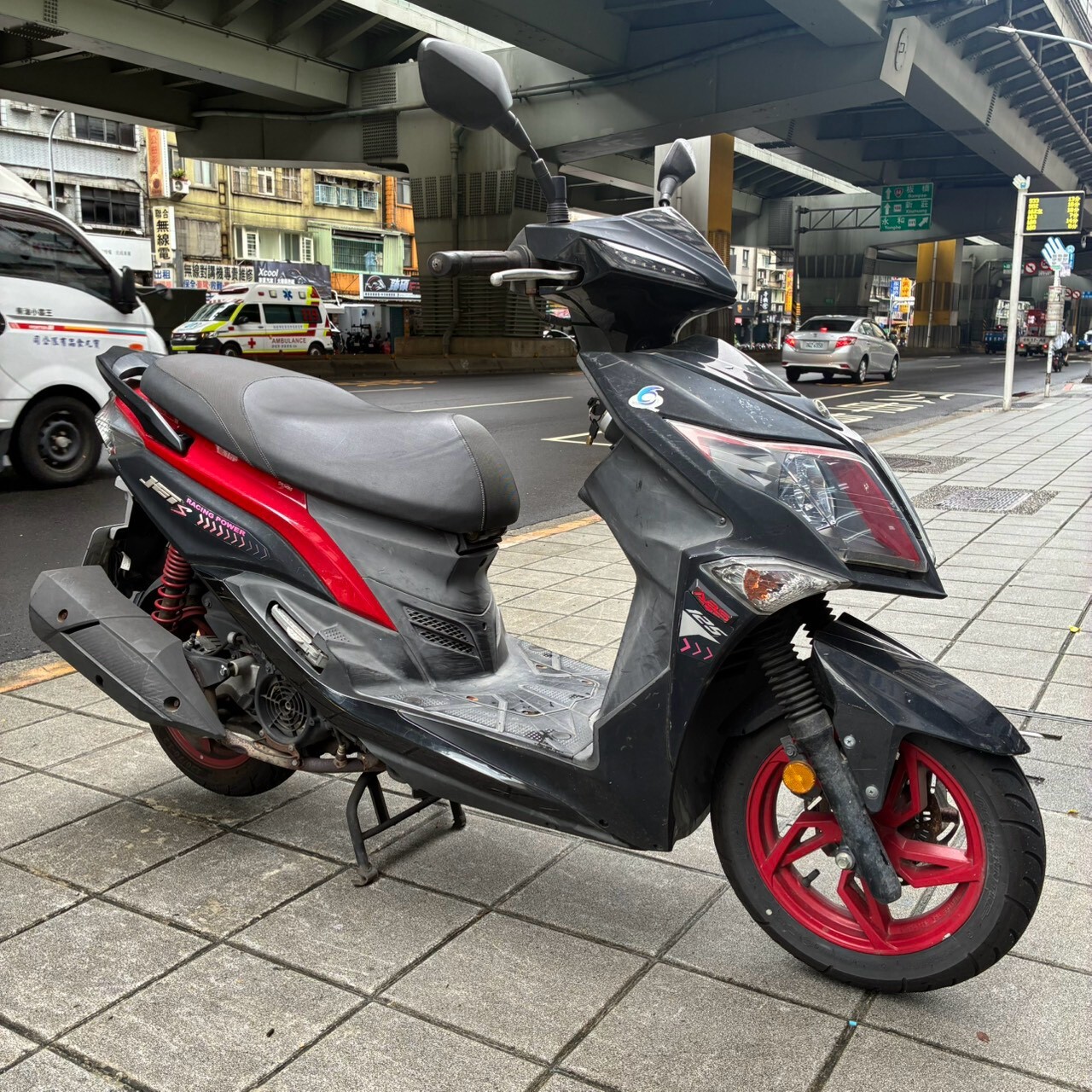 LINE_ALBUM_JET-S_8955_260903_2