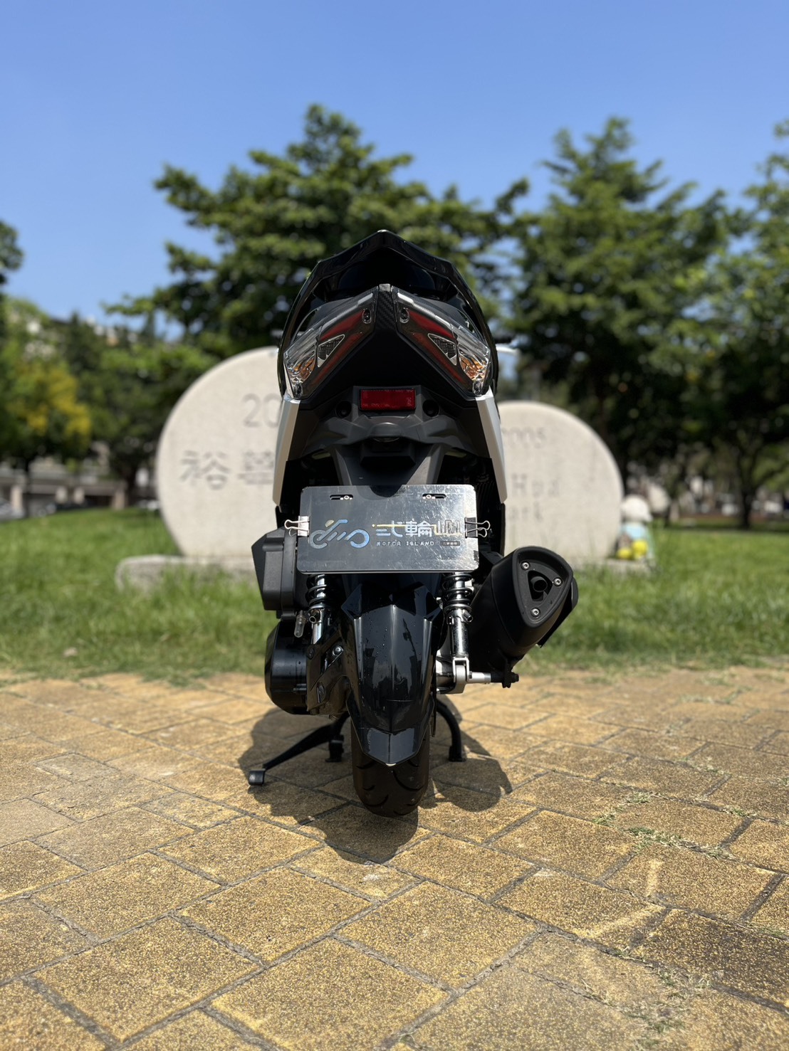 S__259645487_0