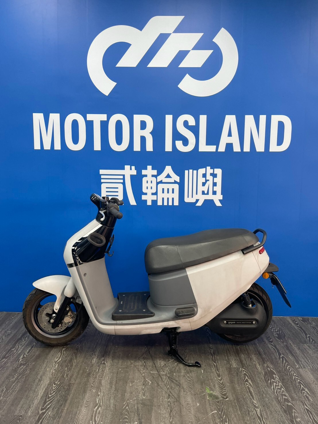 LINE_ALBUM_2020 睿能 GOGORO 3 PLUS _ENK-3573 $ 30000 里程 17XXX_260917_3