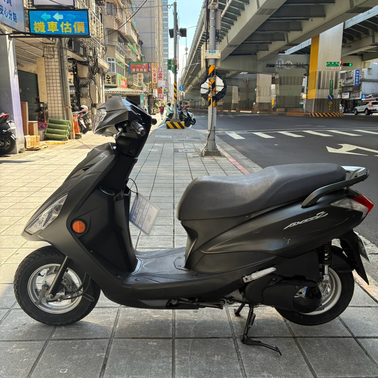 LINE_ALBUM__5893_260918_5