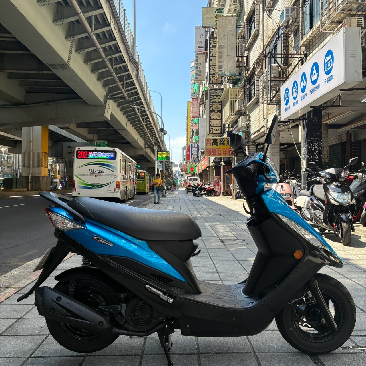 LINE_ALBUM__6501_260918_1