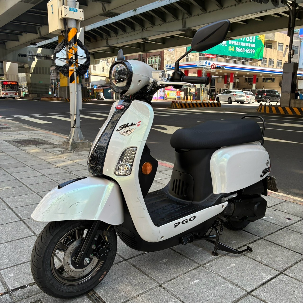 LINE_ALBUM__6813_260918_4