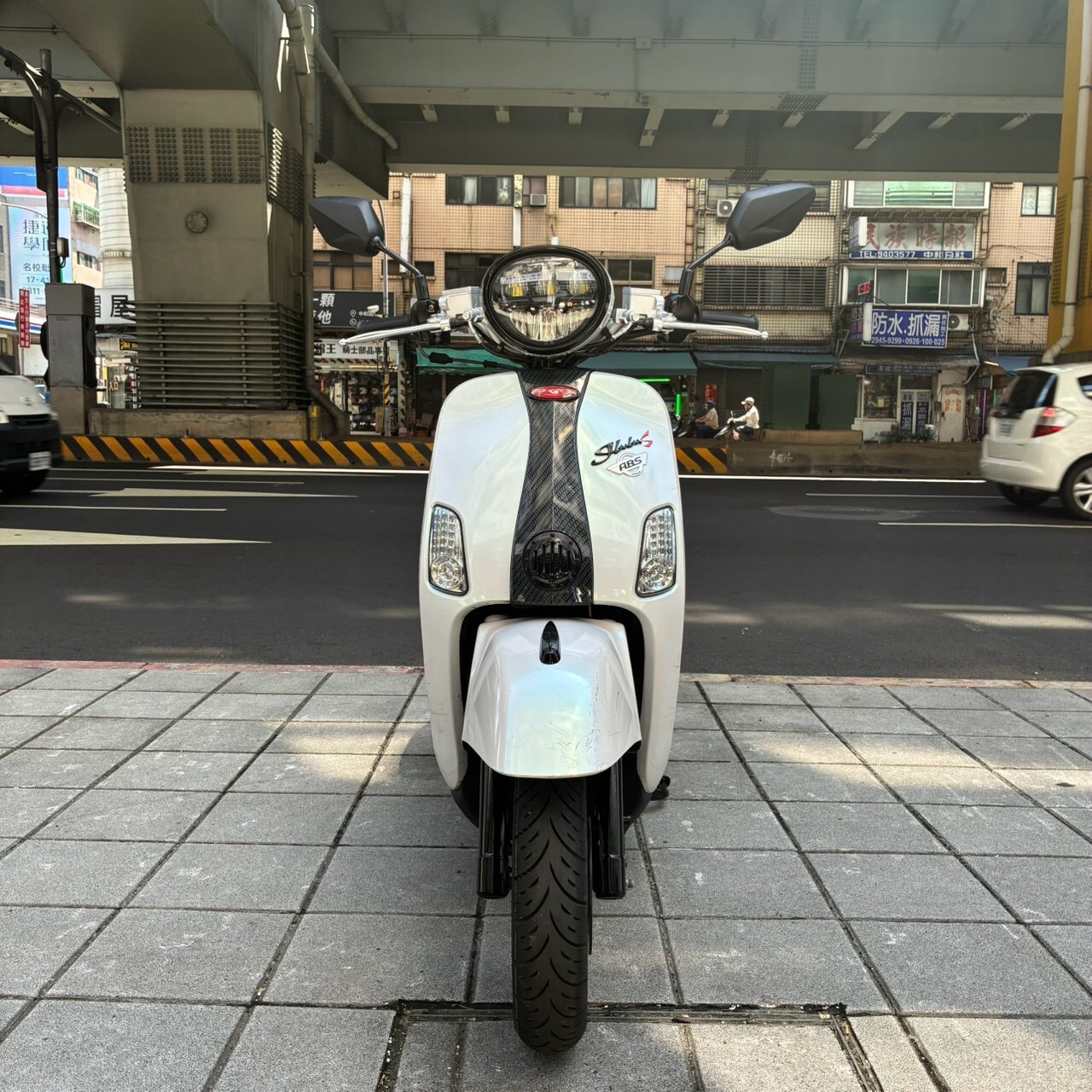 LINE_ALBUM__6813_260918_3