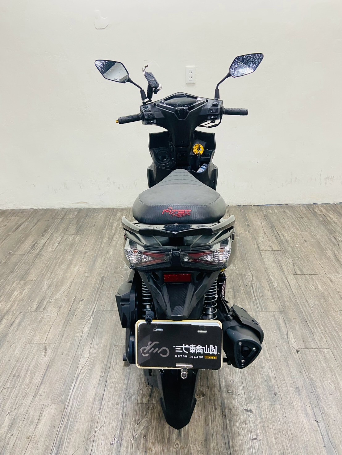 LINE_ALBUM__0610_260918_6