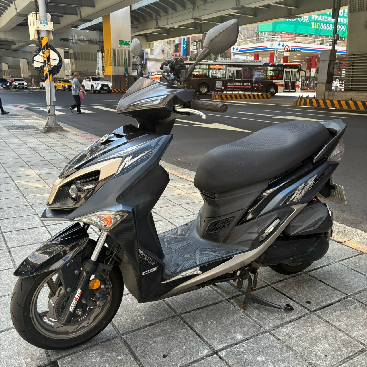 LINE_ALBUM_SR_2809_260919_4