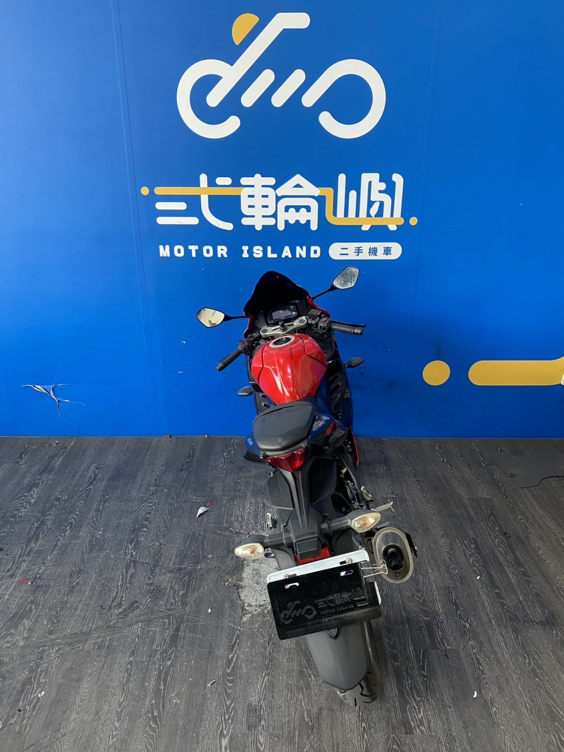 S__9568299_0