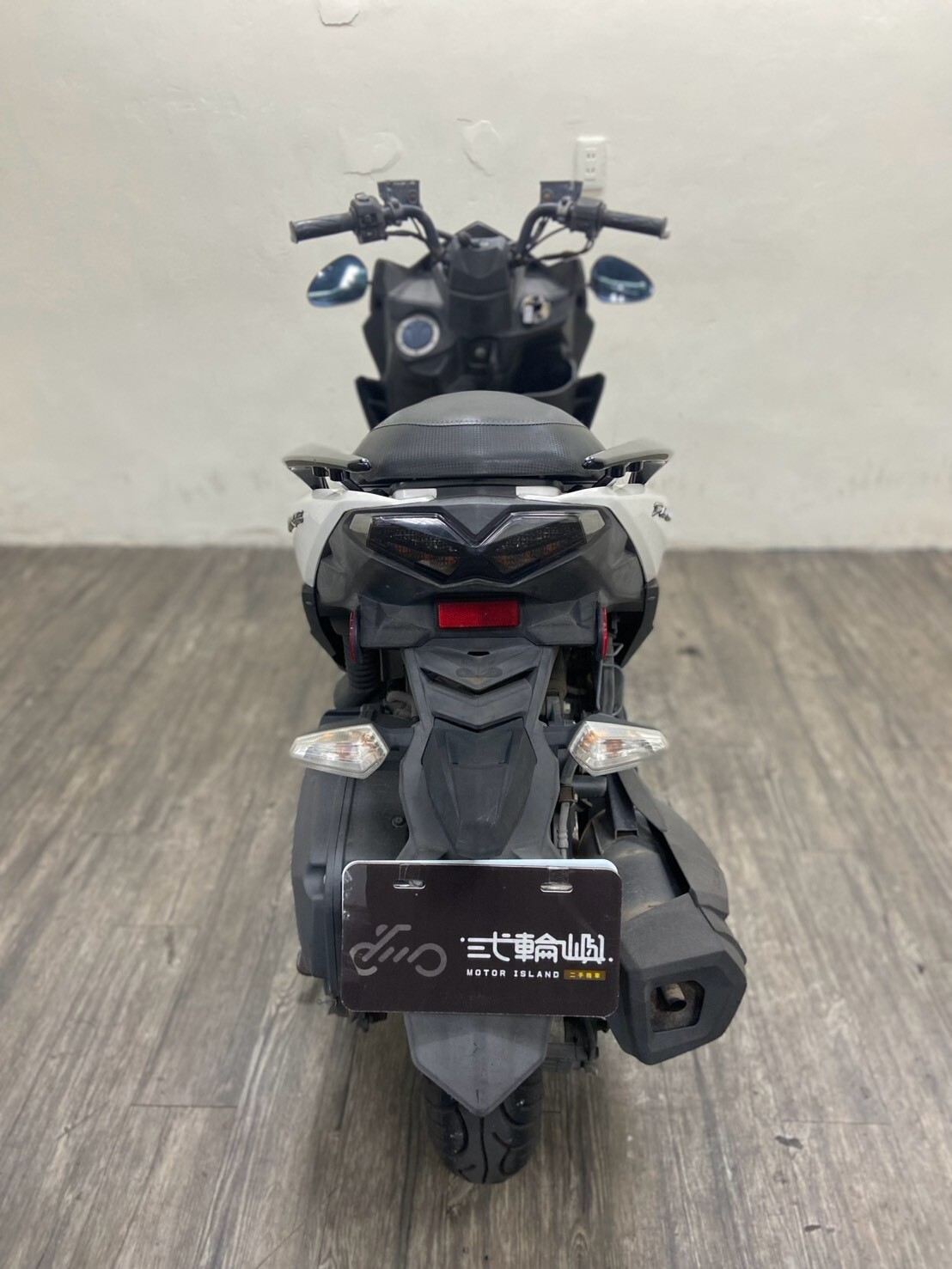 LINE_ALBUM__1753_260921_6