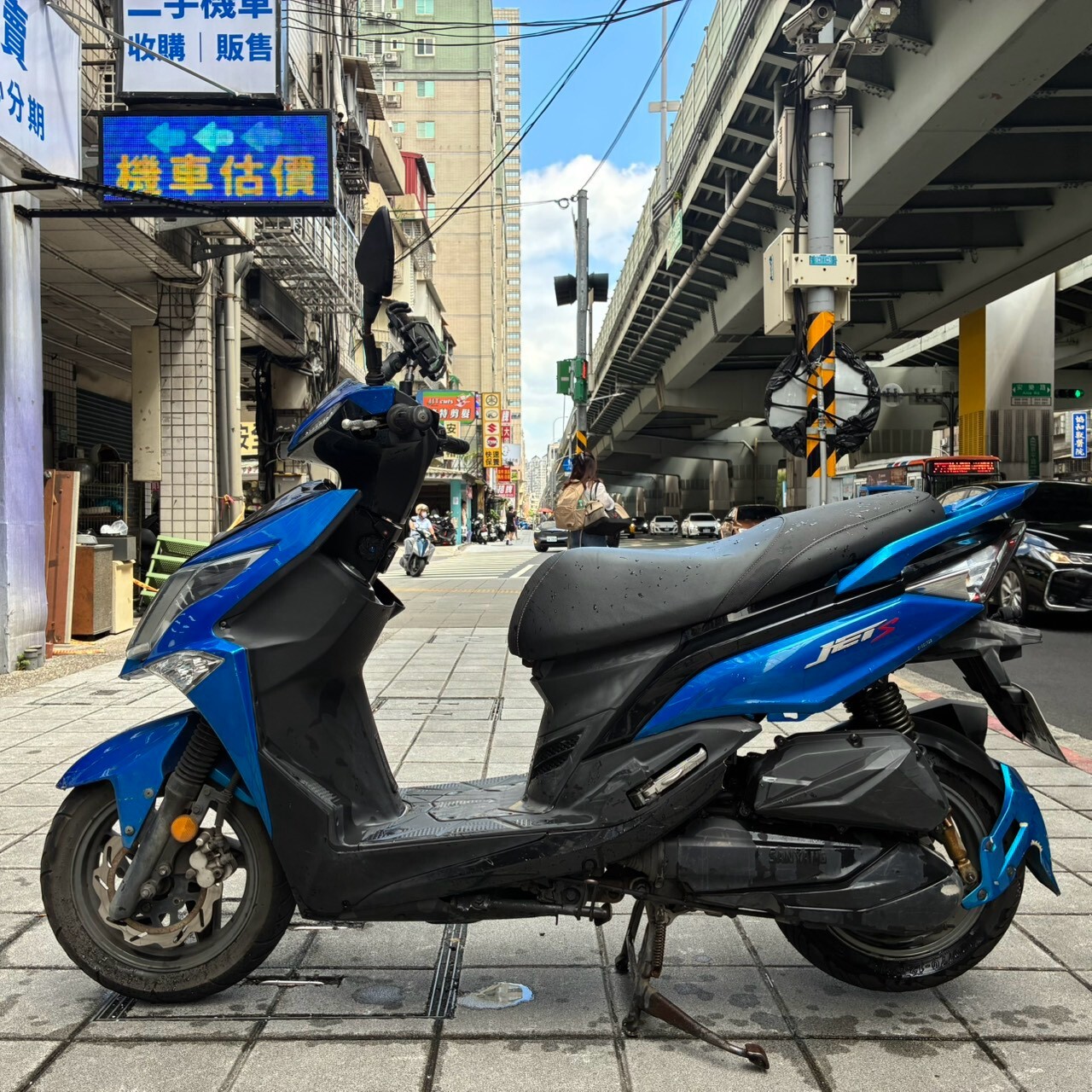 LINE_ALBUM__2713_260922_5