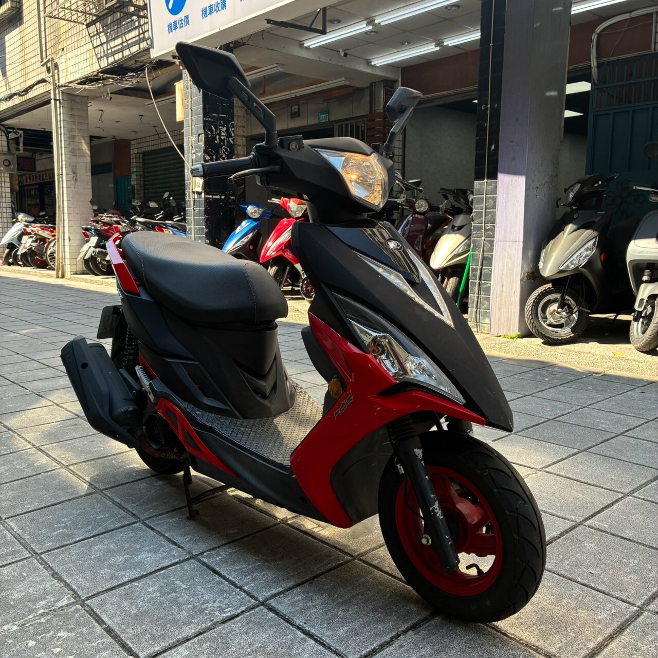 LINE_ALBUM__1589_260922_3