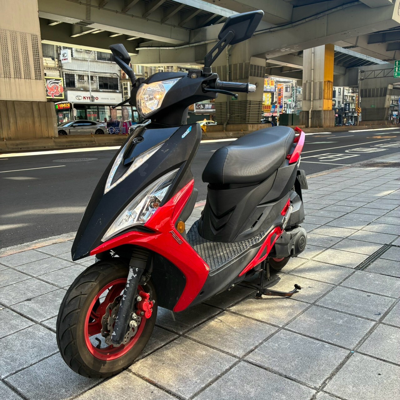 LINE_ALBUM__1589_260922_2
