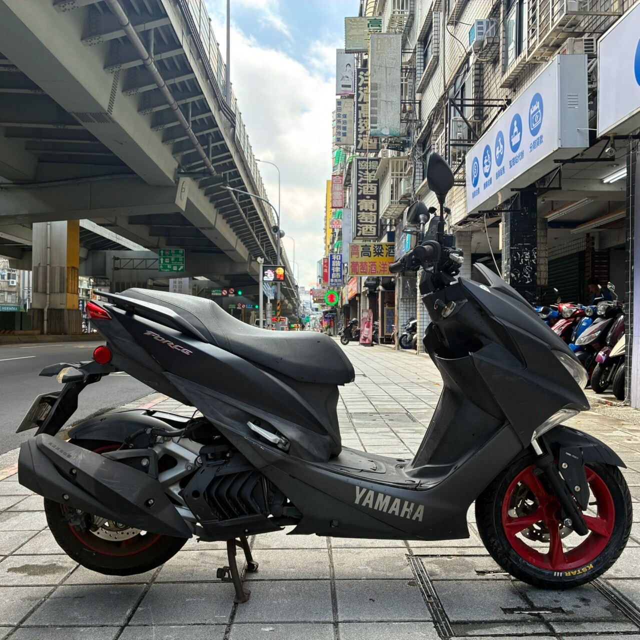 LINE_ALBUM__8229_260922_1