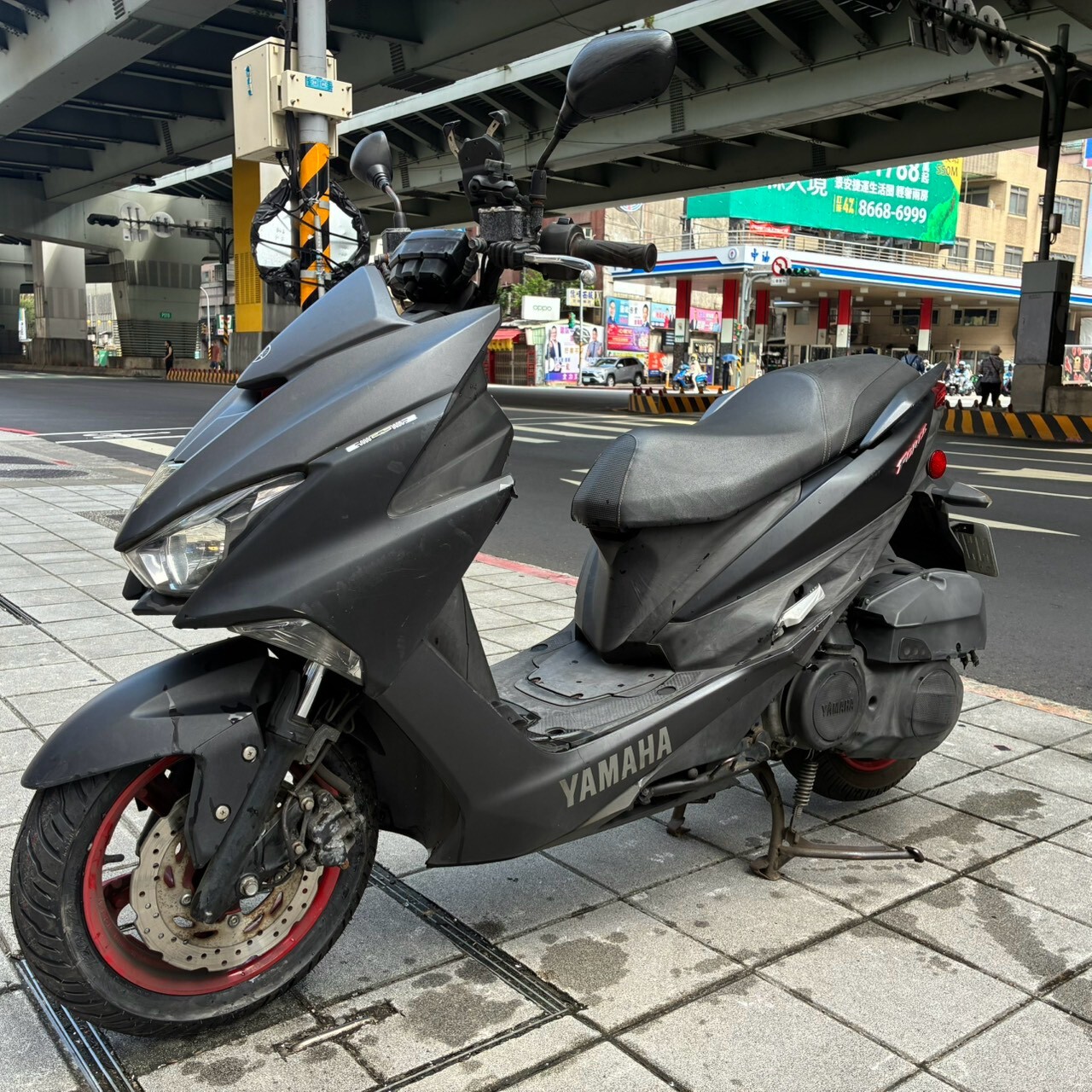 LINE_ALBUM__8229_260922_4