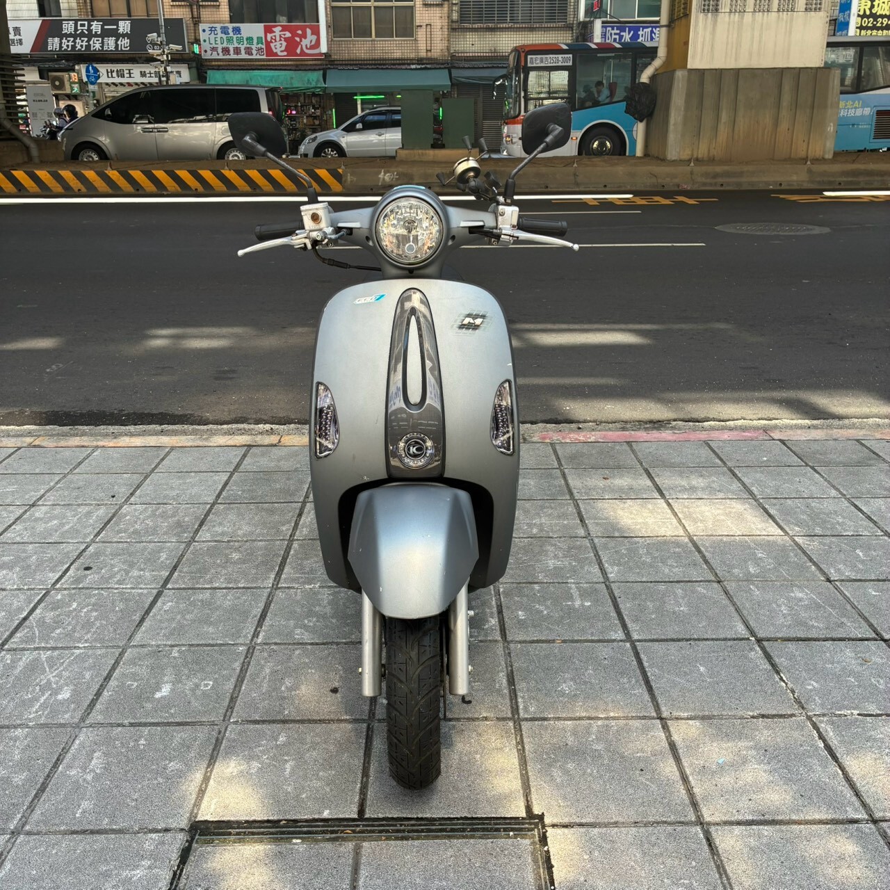 LINE_ALBUM_Many_0575_260923_3