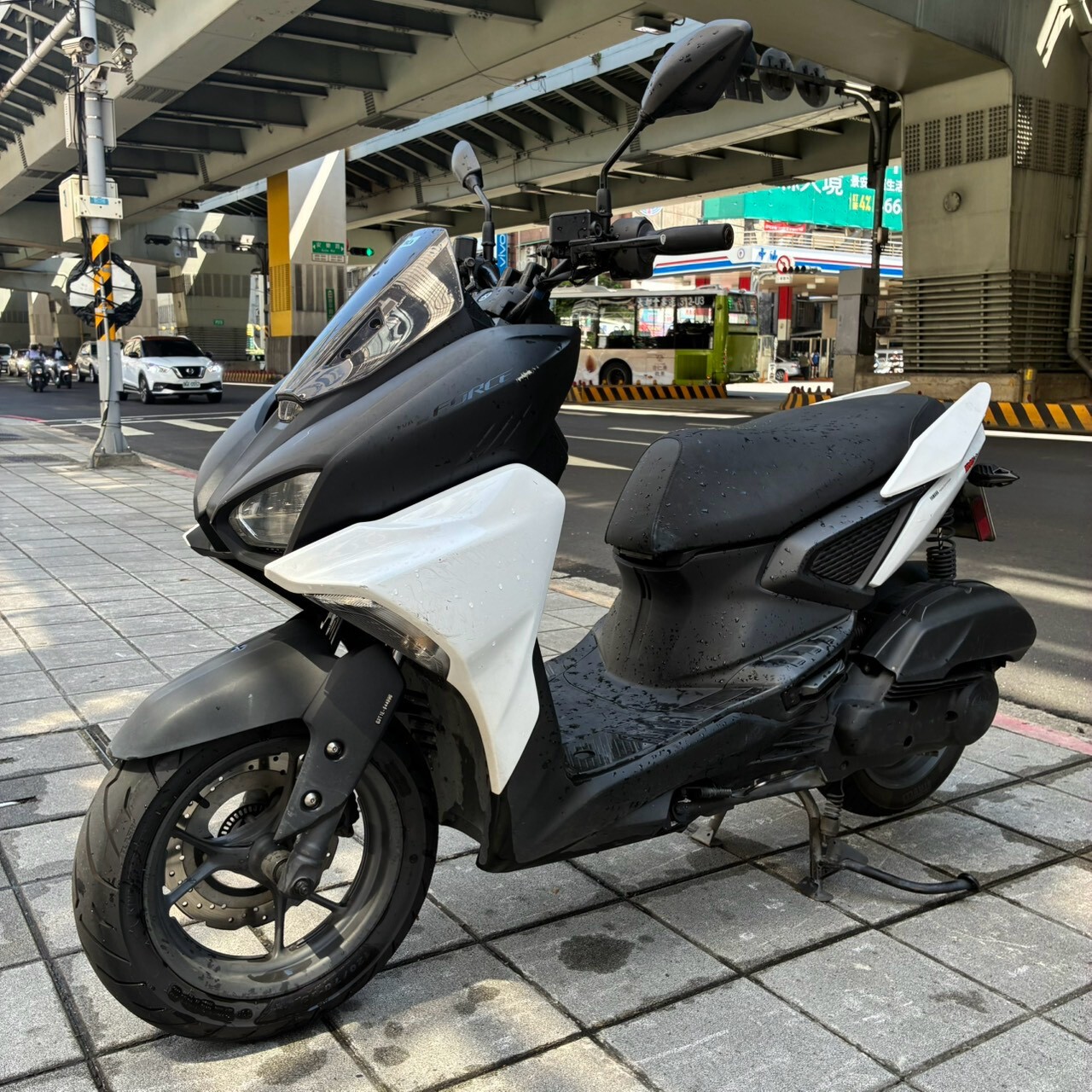 LINE_ALBUM_Force2.0_6817_260923_4