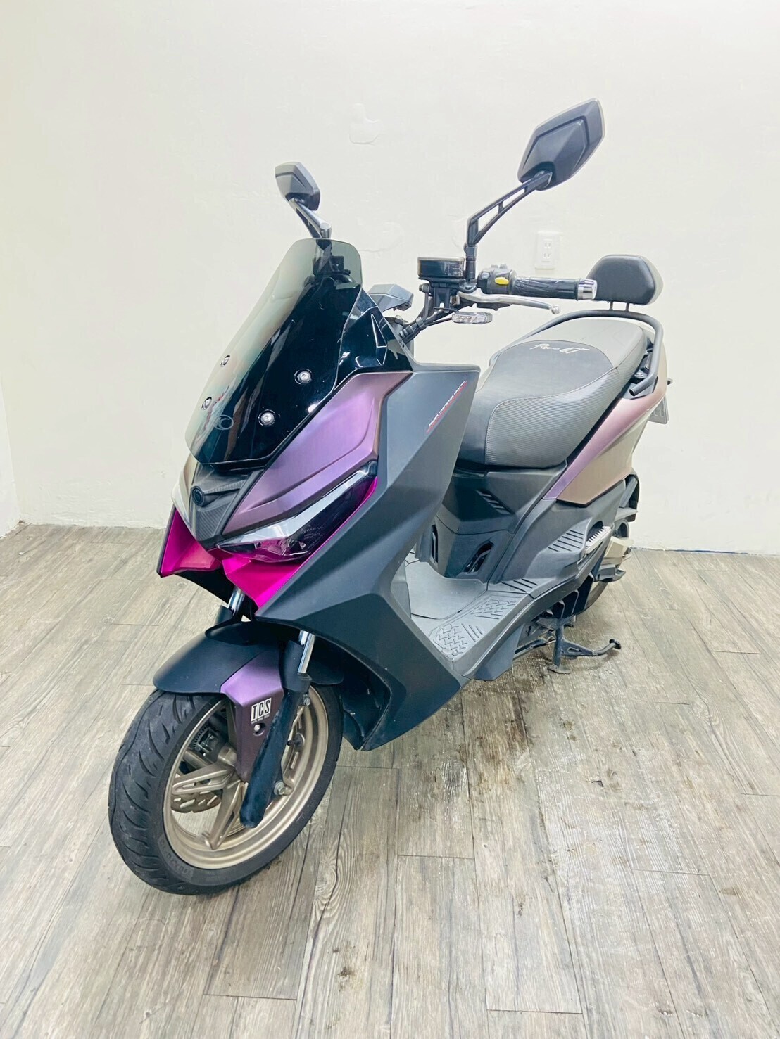 LINE_ALBUM_2023 光陽 ROMA GT 180 _5768 $86000 里程12XXX_260505_3