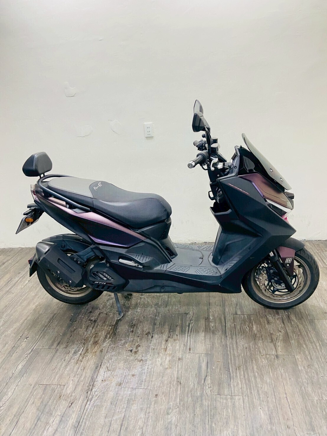 LINE_ALBUM_2023 光陽 ROMA GT 180 _5768 $86000 里程12XXX_260505_5