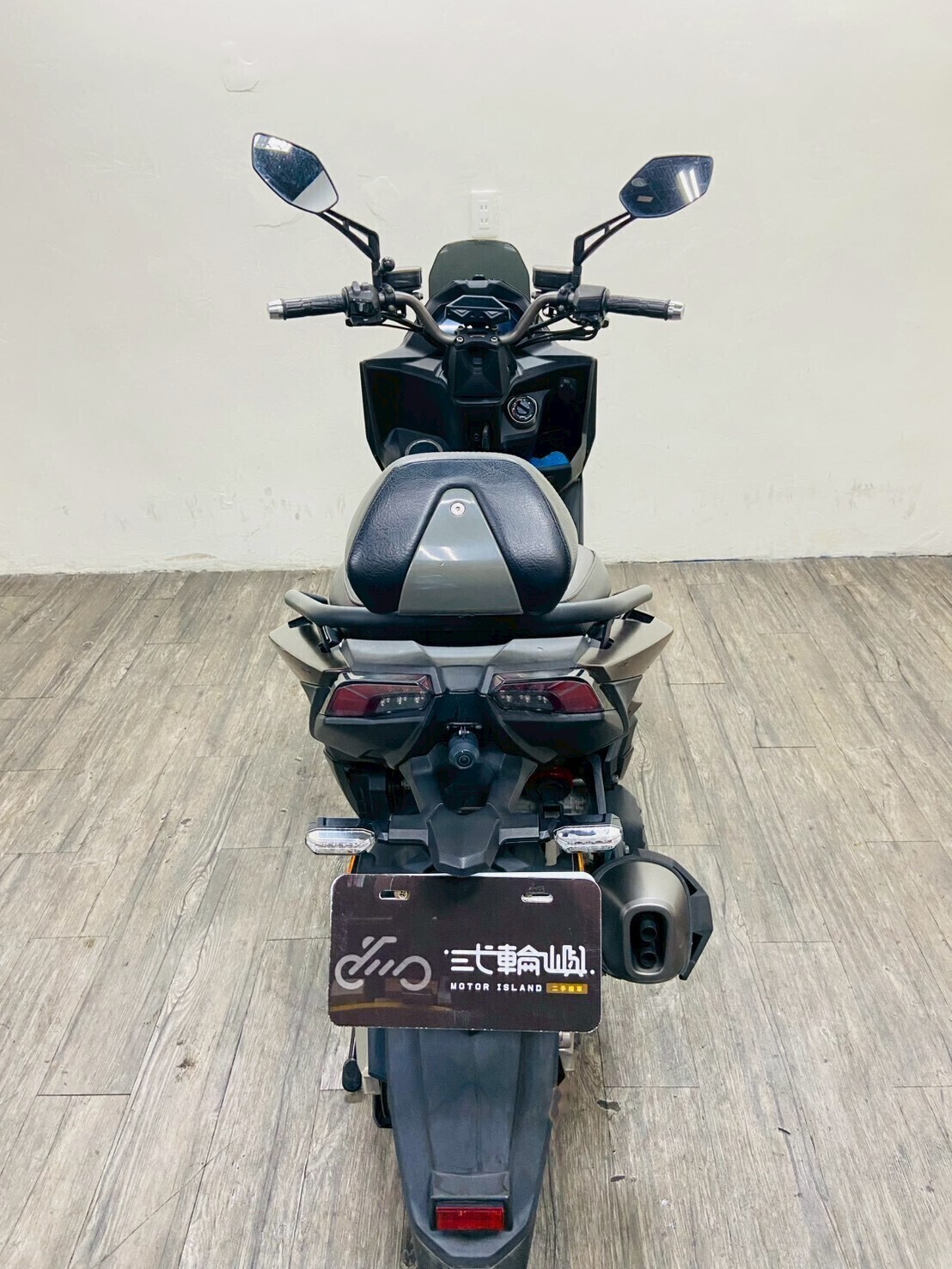 LINE_ALBUM_2023 光陽 ROMA GT 180 _5768 $86000 里程12XXX_260505_6