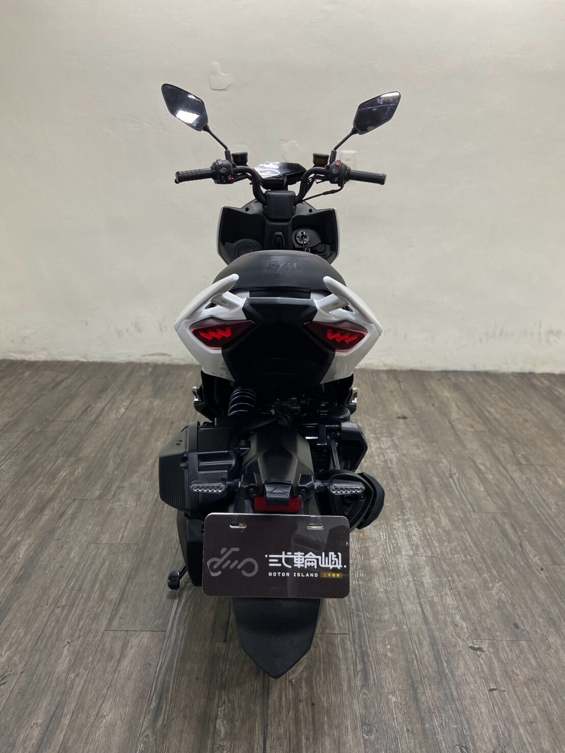 LINE_ALBUM__1720_260910_6