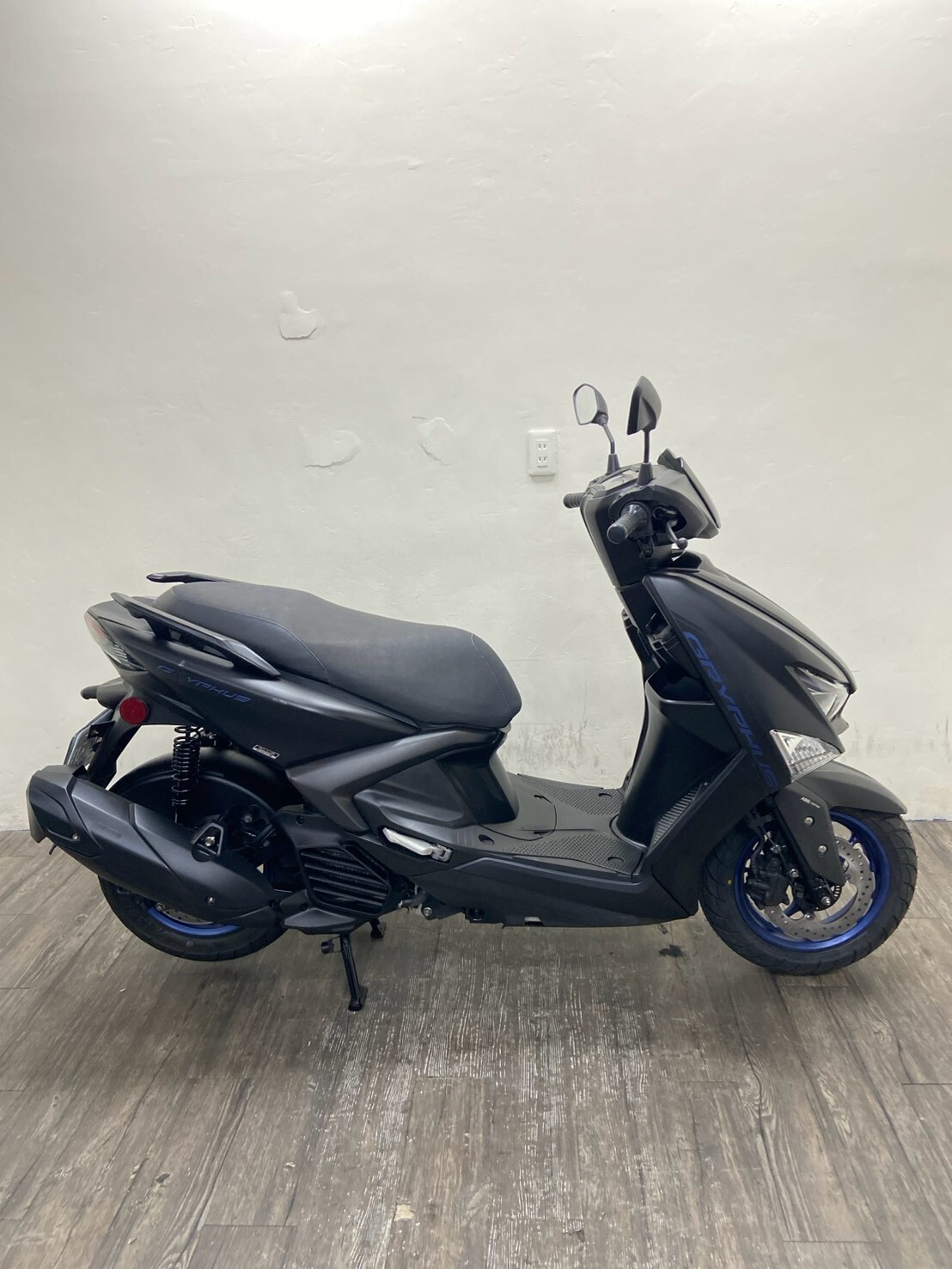 LINE_ALBUM__0130_260925_4