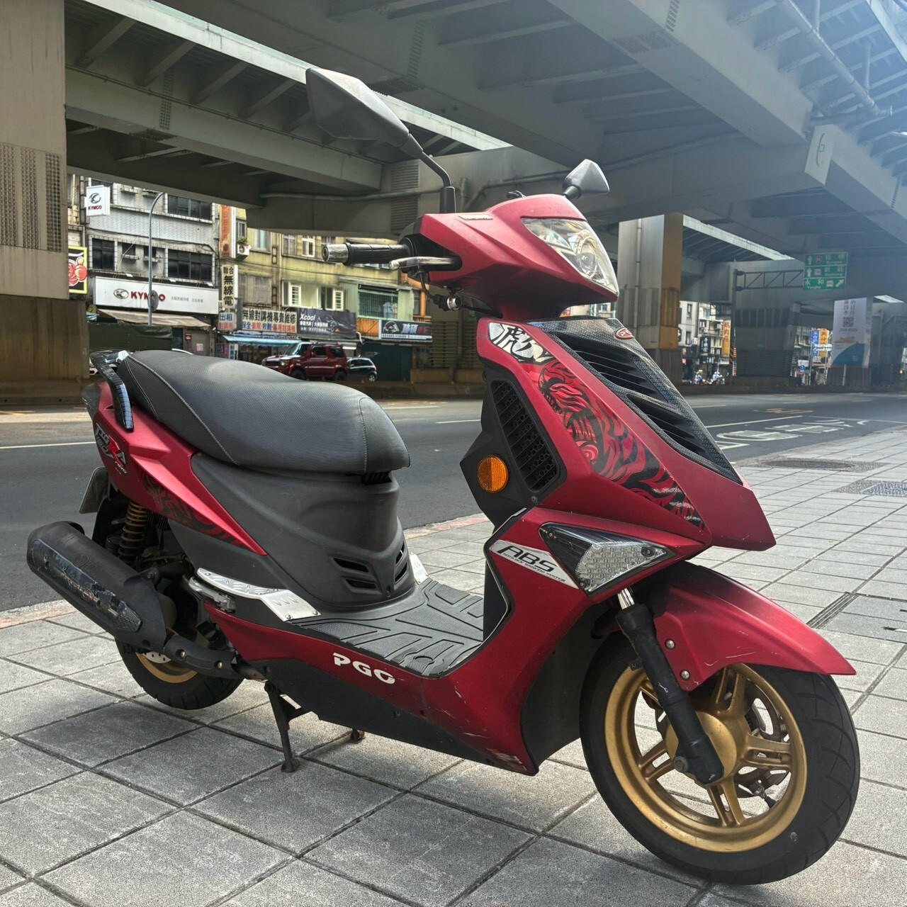 LINE_ALBUM_彪虎_7352_260929_2