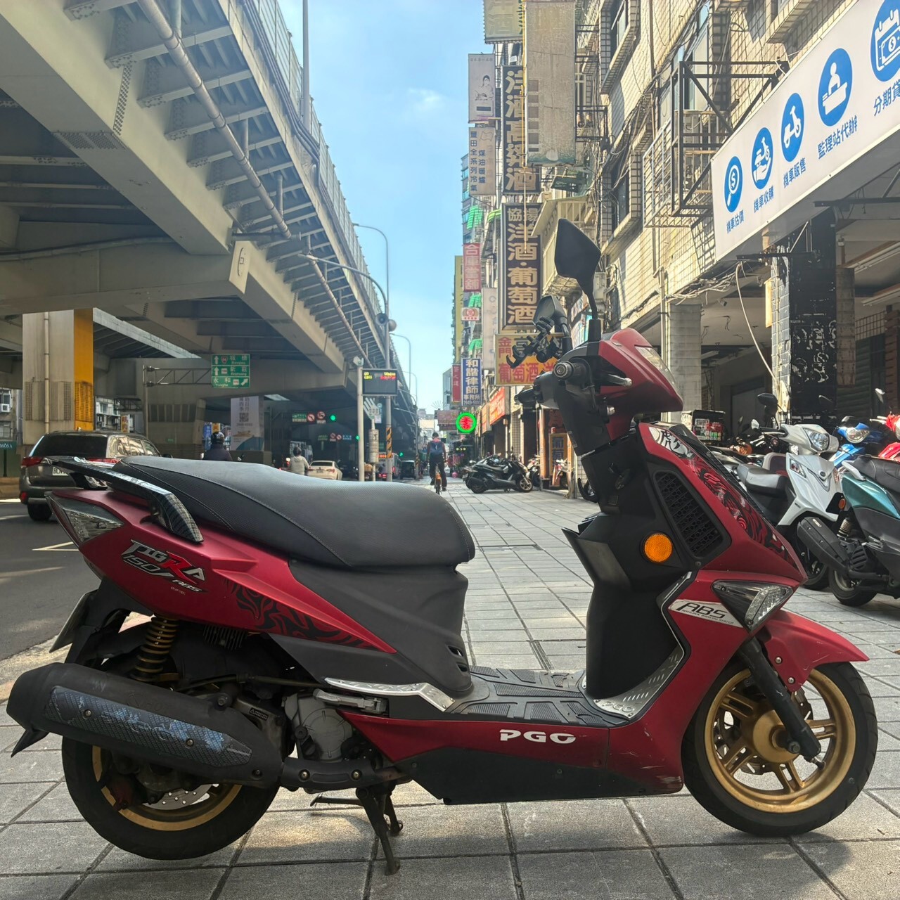LINE_ALBUM_彪虎_7352_260929_1