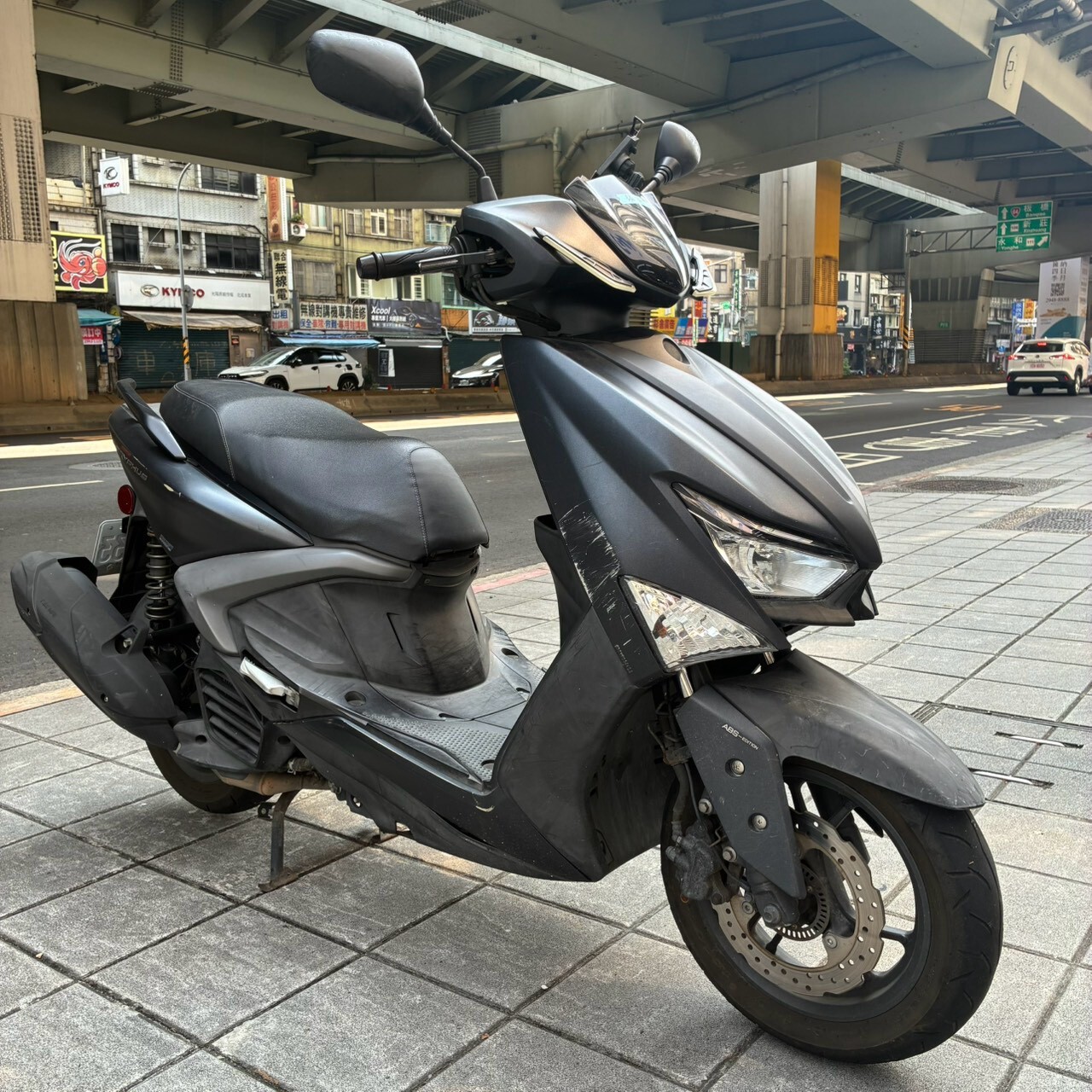 LINE_ALBUM_勁六_2033_260930_2