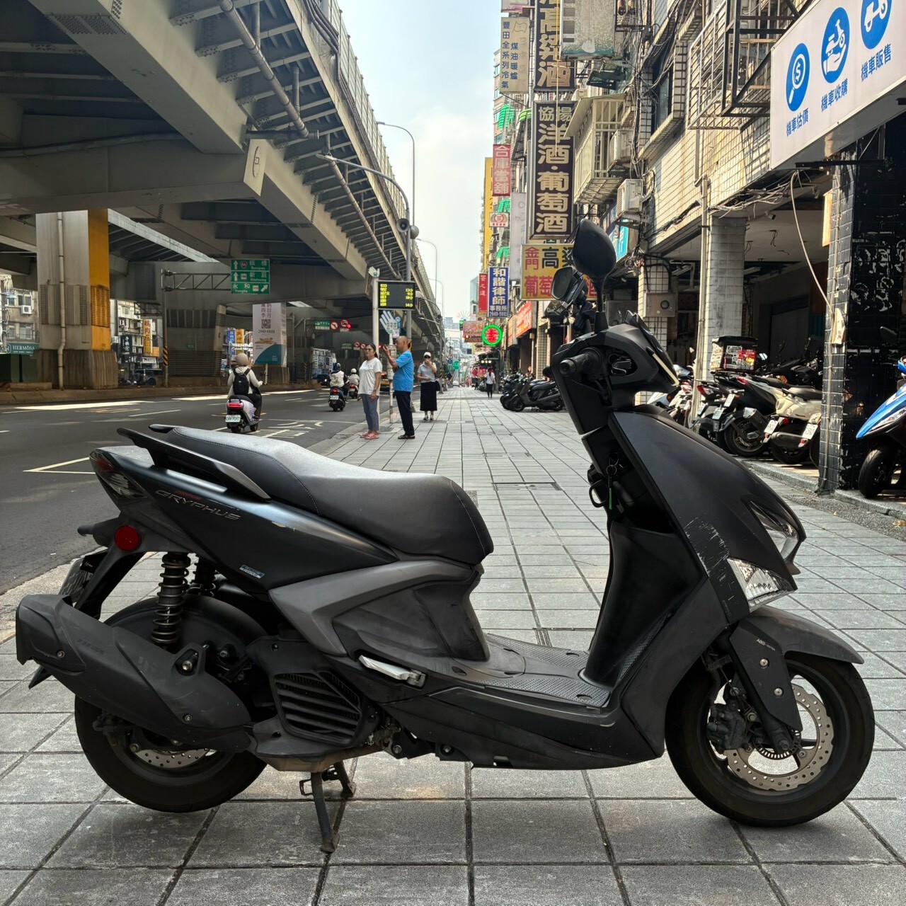 LINE_ALBUM_勁六_2033_260930_1