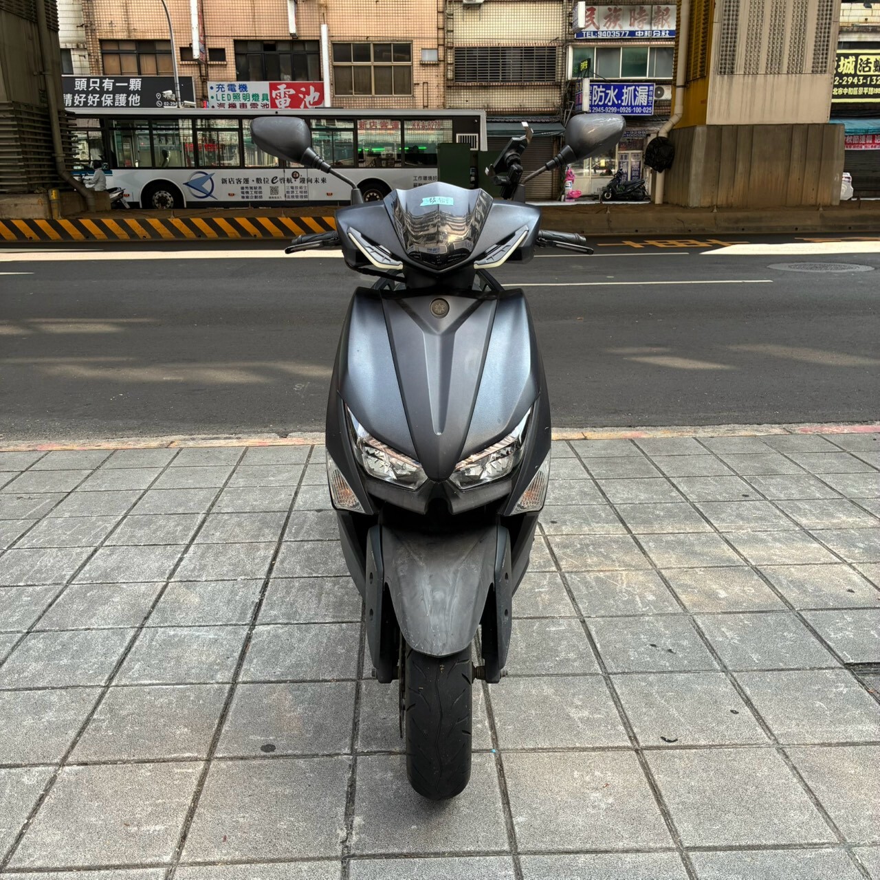 LINE_ALBUM_勁六_2033_260930_3