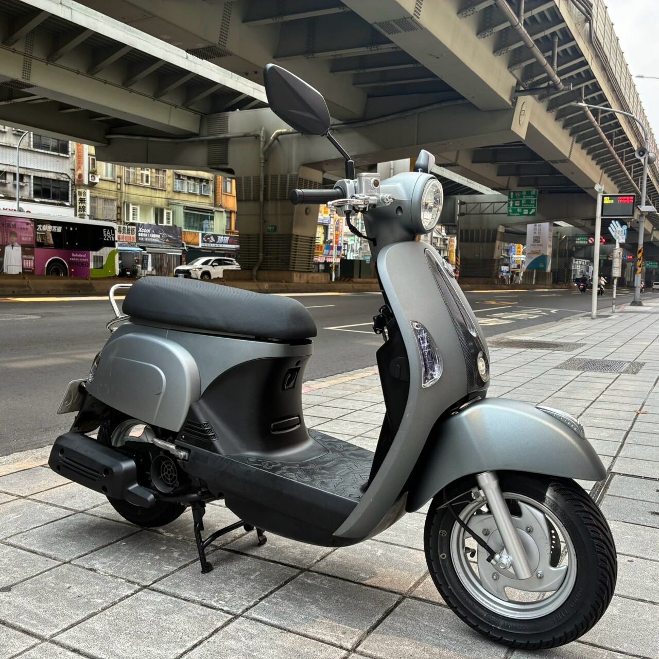 LINE_ALBUM_Many_0706_261001_2