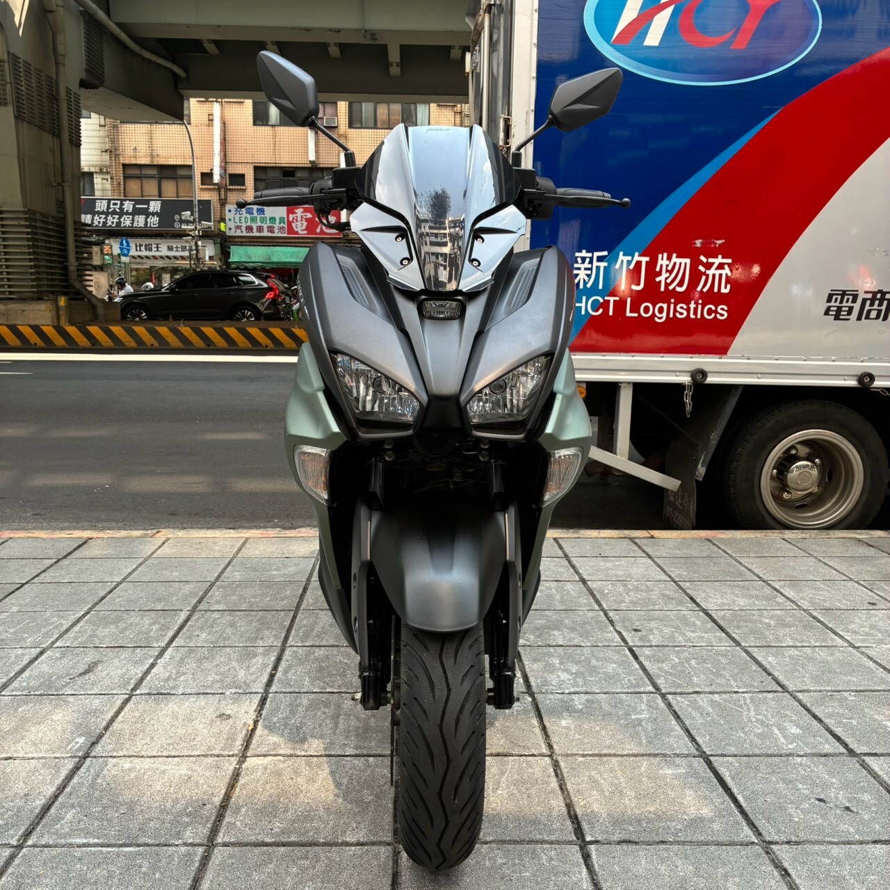 LINE_ALBUM_Force2.0_9068_261001_3
