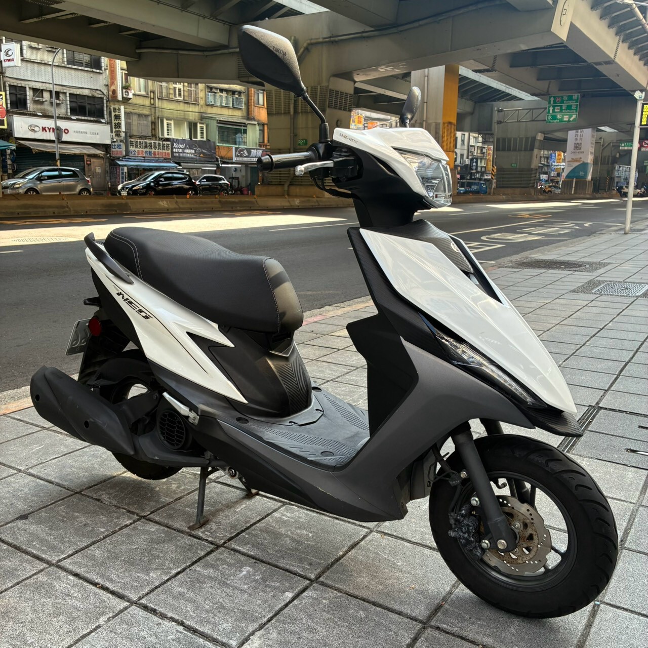 LINE_ALBUM_RS_3366_261002_2