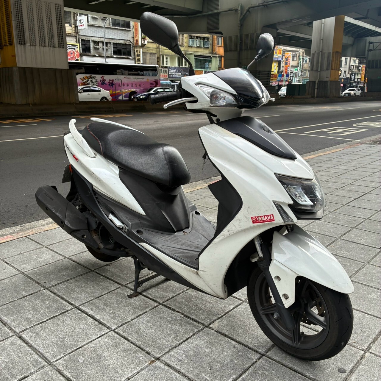LINE_ALBUM_勁五_9325_261009_2