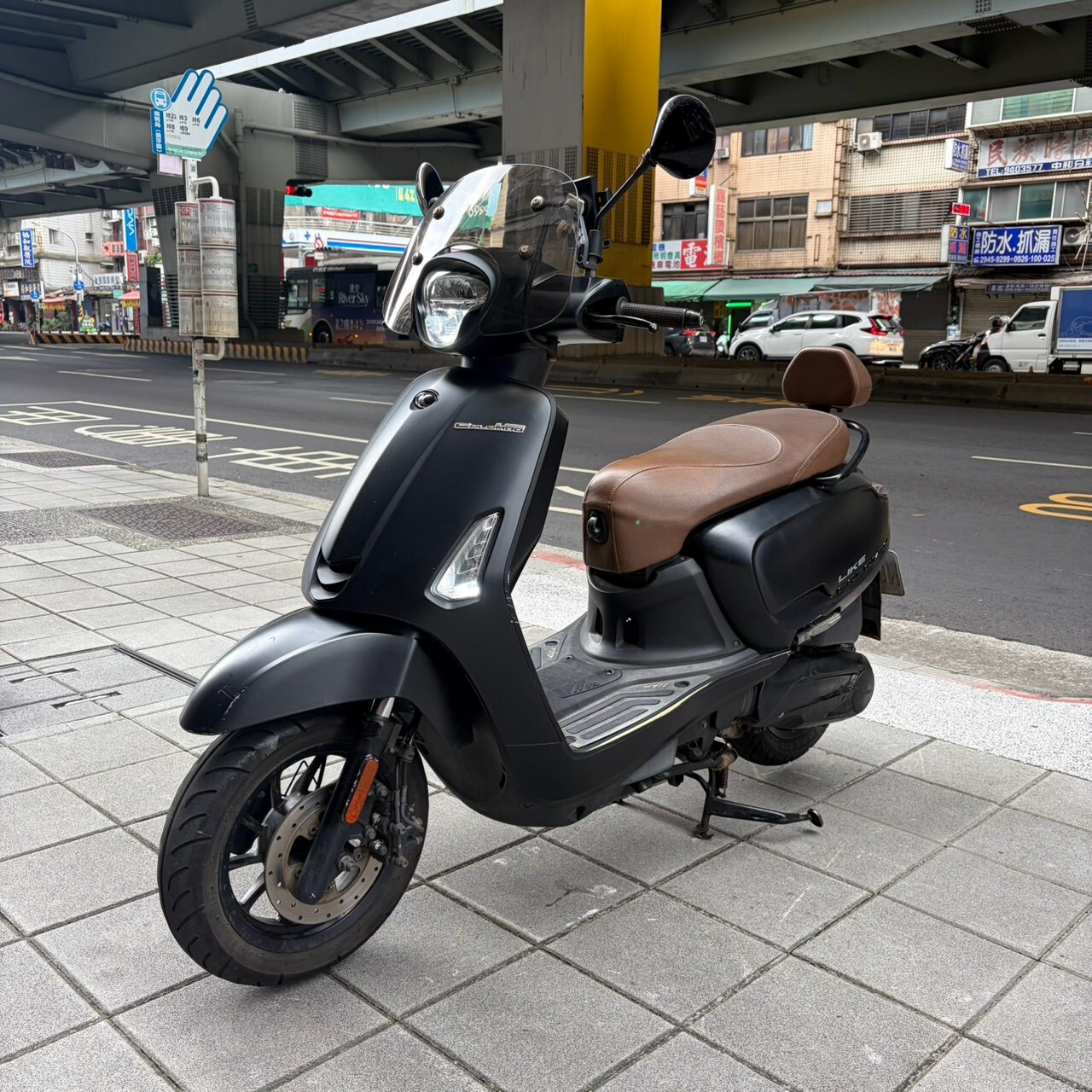 LINE_ALBUM__7196_261012_2