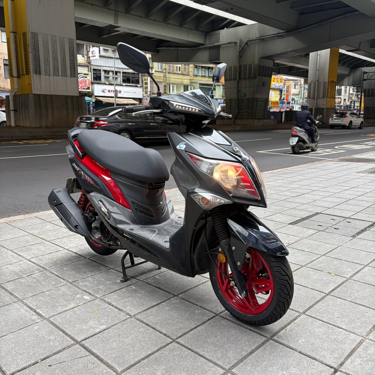 LINE_ALBUM__7782_261012_3