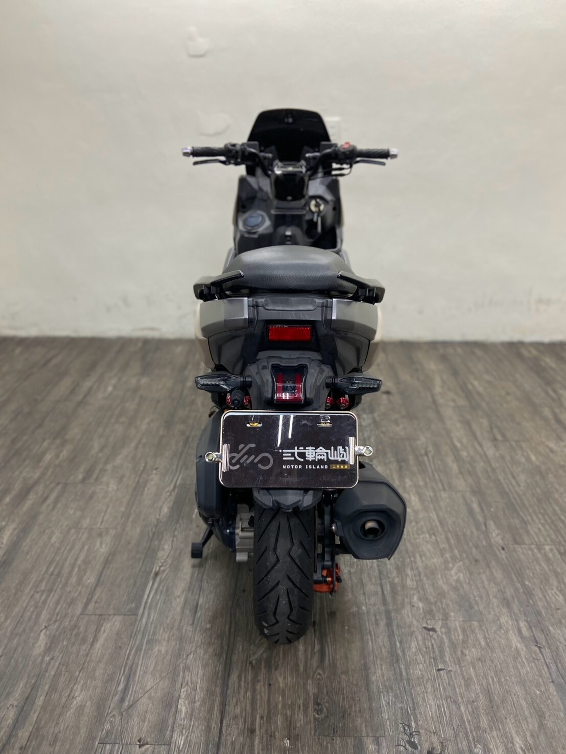 LINE_ALBUM_STR_0070_261013_6