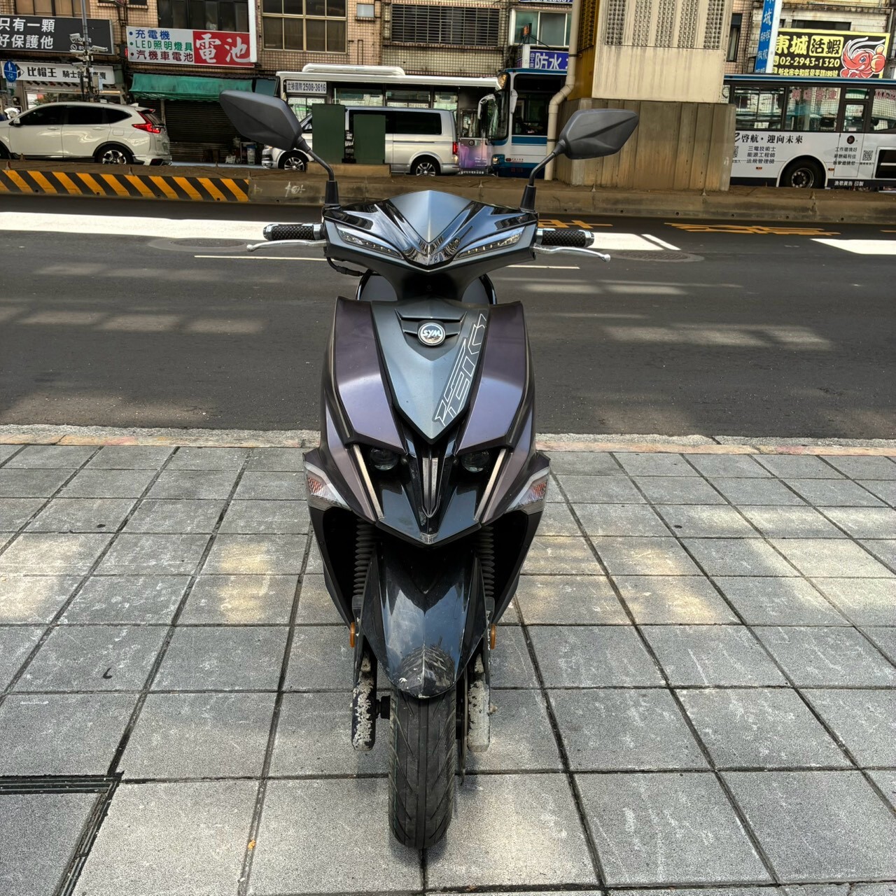 LINE_ALBUM__9523_261016_3